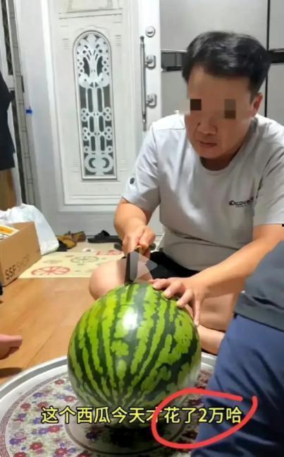 多人吃瓜怎么切,多人共享美食的切割艺术