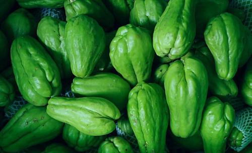 大陆吃瓜台湾看瓜,大陆吃瓜台湾看瓜的趣味现象