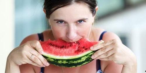 女队长吃瓜,揭秘娱乐圈幕后风云